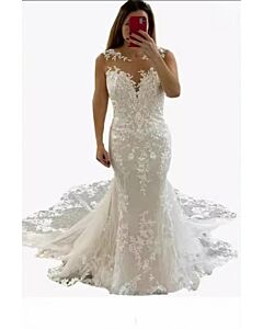 Lace Illusion Neckline Mermaid Gown with Long Train for Formal Events