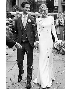 Scoop Neck Long-Sleeve Sheath Gown with Long Train for Formal Events