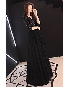 Sequin V-Neck Gown with Ruffled Skirt – Perfect for Evening Events and Galas