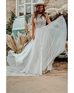 High-Neck Lace Bodice Flowy Tulle Gown with Long Train for Wedding Events