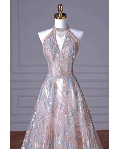 Iridescent Halter-Neck Ball Gown – Perfect for Enchanting Evenings and Formal Events