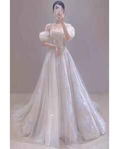 Ivory Off-the-Shoulder Tulle Ball Gown – Perfect for Dreamy Weddings and Grand Occasions