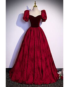 Luxurious Velvet Red Ball Gown with Puff Sleeves – Elegant and Timeless Formal Wear