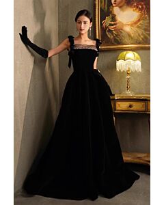Black Velvet Strapless Gown with Ruffle Details and Satin Gloves – Perfect for Formal Events and Galas