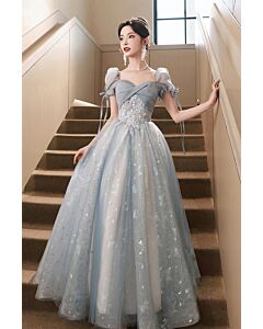 Whimsical Light Blue Tulle Ball Gown with Puff Sleeves and Floral Embroidery – Perfect for Weddings and Formal Galas