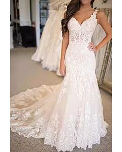 V-Neck Lace Mermaid Gown with Long Train for Formal Events