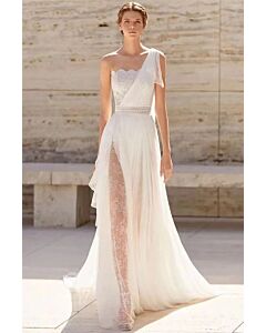 One-Shoulder Lace Gown with Long Train for Formal Events