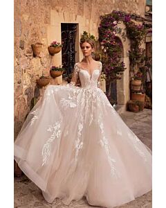 Lace-Embellished Ball Gown with Long Train for Formal Events