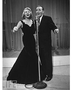Timeless Melody Rosemary Clooney Inspired Black Velvet Sweetheart Mermaid Celebrity Formal Prom Dress White Christmas