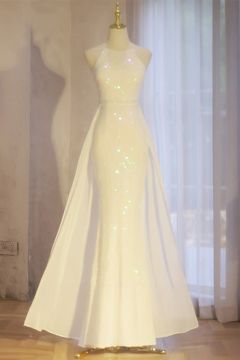 White Halter Neck Sequin Evening Gown – Perfect for Elegant Parties and Special Occasions