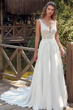 Lace V-Neck A-Line Gown with Long Train for Formal Events