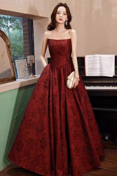 Burgundy Strapless Floral Evening Gown – Elegant and Classic Design