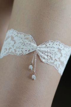Lace Bow Garter with Pearl Drops for Formal Events