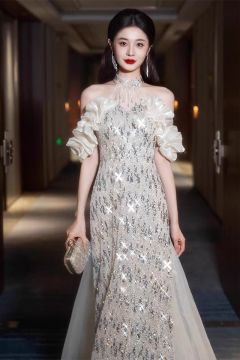Sparkling Silver Off-Shoulder Gown with Ruffled Sleeves – Perfect for Evening Galas and Formal Events