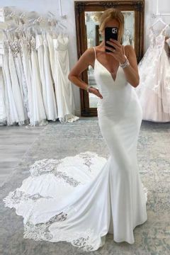 V-Neck Mermaid Gown with Lace-Trimmed Long Train for Formal Events