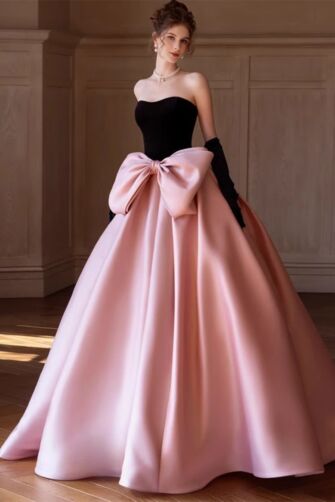 Sweet Elegance – Two-Tone Bow Evening Gown