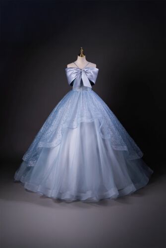 Frozen Dream – Shimmering Blue Princess Dress
