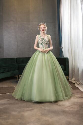 Garden Muse – Embroidered Tulle Evening Dress