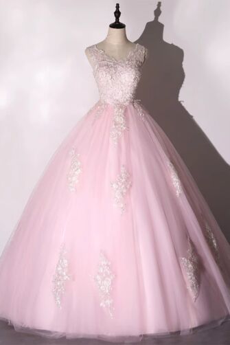 Rosy Whisper – Elegant Tulle Dress