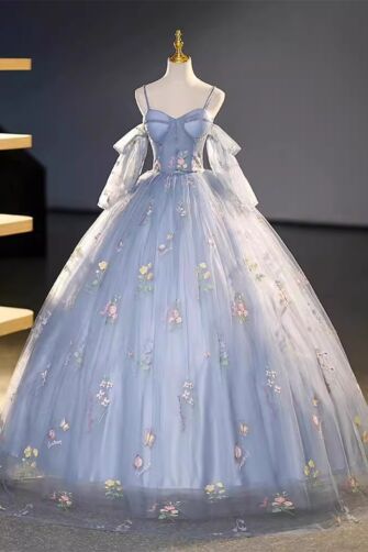 Garden Dream – Embroidered Bloom Dress