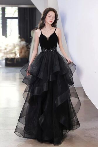 Midnight Rhapsody — Tiered Organza Evening Dress