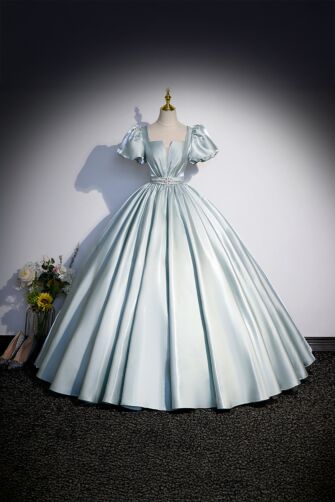 Mint Whisper – Satin Puff Sleeve Ball Gown