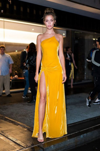 Golden Hour – Josephine Skriver Yellow Velvet Asymmetrical Gown