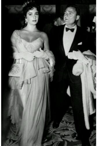 Elizabeth Taylor Spaghetti Straps Chiffon Celebrity Formal Evening Dress Oscars 1957