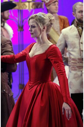 Jennifer Morrison Emma Swan Red Dress Once Upon a Time