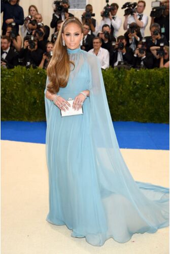 Celestial Grace – Jennifer Lopez Sky-Blue Chiffon Cape Gown