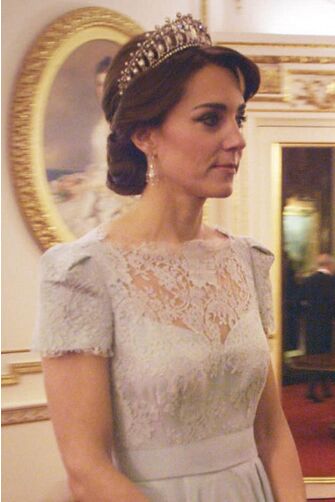 Kate Middleton Silver Lace Short-sleeve Celebrity Formal Dress Diplomatic Reception