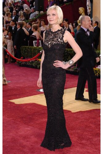 Kirsten Dunst Black Sleeveless Lace Formal Celebrity Dress Oscars 2005