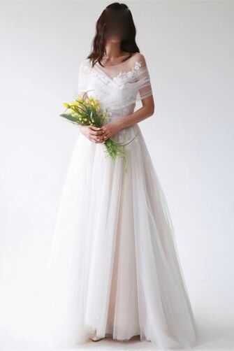 Off-the-Shoulder Tulle Ball Gown with Long Train for Formal Events