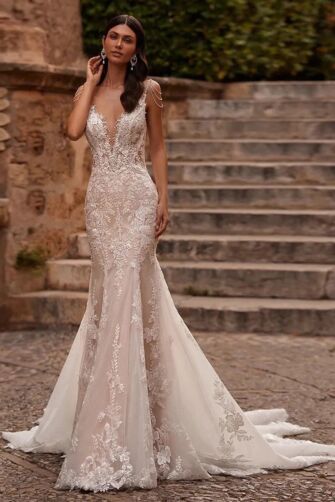  V-Neck Mermaid Gown with Long Train for Formal Events