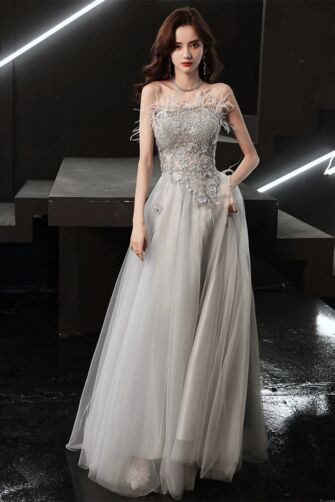 Silver Feathered Strapless Evening Gown with Floral Embellishments – Perfect for Gala and Formal Events