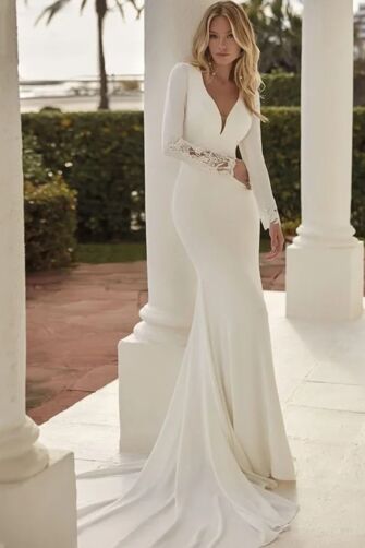 Long-Sleeve V-Neck Mermaid Gown with Long Train for Formal Events