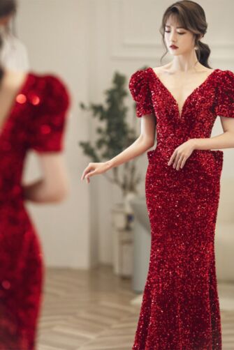 Glamorous Red Sequin Puff Sleeve Evening Gown – Sparkling Fit for Special Occasions