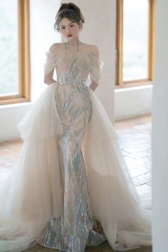 Champagne Iridescent Off-the-Shoulder Mermaid Gown with Tulle Overskirt – Perfect for Fairy-Tale Weddings