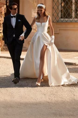 Square-Neck Satin Ball Gown with Long Train for Formal Events