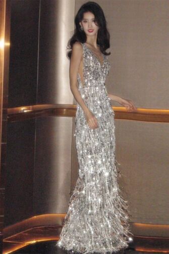 Radiant Silver Sequin Fringe Gown with Plunging Neckline – Perfect for Red Carpet Galas