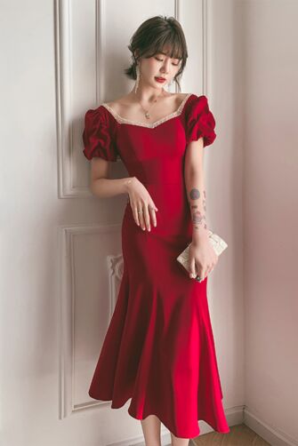 Romantic Ruby Puff-Sleeve Dress – Elegant Midi Fit-and-Flare Gown with Pearl Trim