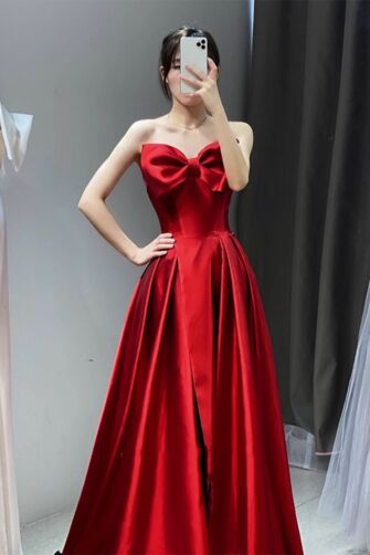 Scarlet Elegance Strapless Gown – Luxe Satin Dress with Statement Bow & High Slit