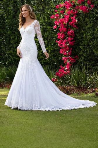 Lace Long Sleeve V-Neck Mermaid Gown with Long Train for Evening Events