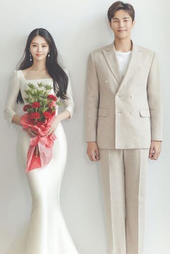 Ivory Square-Neck Satin Mermaid Gown with 3/4 Sleeves – Perfect for Weddings