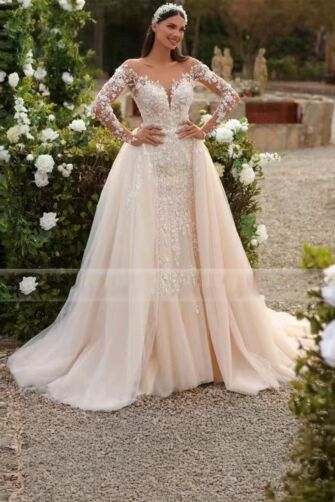 Long-Sleeve Illusion Neckline Lace Bodice Tulle Overlay Gown with Long Train for Wedding Events