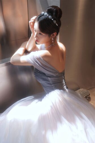 Royal Lavender Off-Shoulder Evening Gown – Luxe Beaded Tulle Dress for Formal Events and Galas