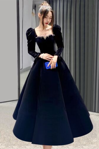 Burgundy Velvet Puff Sleeve Gown with Beaded Neckline – Perfect for Winter Galas and Formal Event