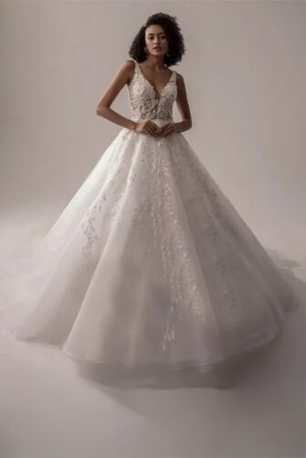 Deep V-Neck Lace Bodice Tulle Ball Gown with Long Train for Wedding Events