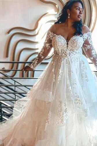 Off-the-Shoulder Long-Sleeve Lace Ball Gown with Long Train for Formal Events