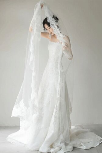  Celestial Lace – Strapless A-Line Bridal Gown with Scalloped Veil